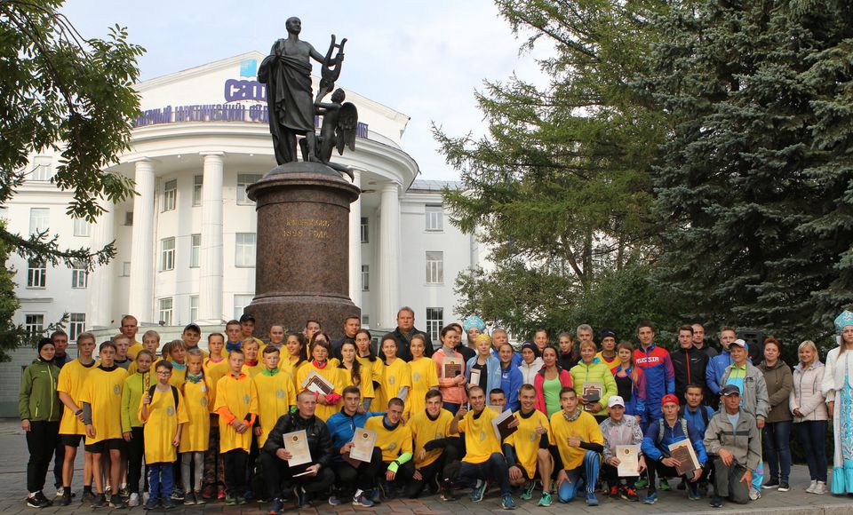 Финиш легкоатлетической эстафеты "Холмогоры - Новодвинск - Архангельск"