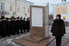 Церемония возложения цветов к памятникам М.В.Ломоносову 19 ноября