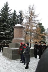 Церемония возложения цветов к памятникам М.В.Ломоносову 19 ноября